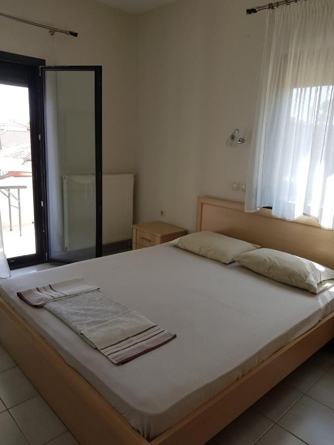 Lemon Flowers Apartments Неа Скиони Екстериор снимка