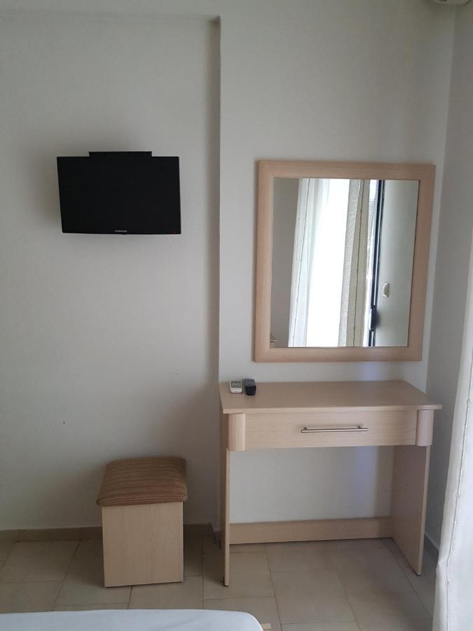 Lemon Flowers Apartments Неа Скиони Екстериор снимка