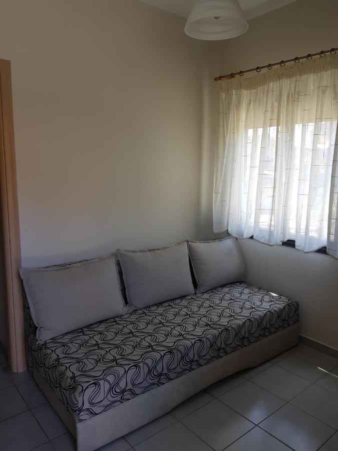 Lemon Flowers Apartments Неа Скиони Екстериор снимка