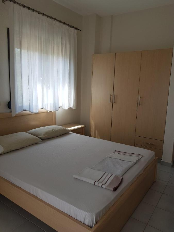 Lemon Flowers Apartments Неа Скиони Екстериор снимка